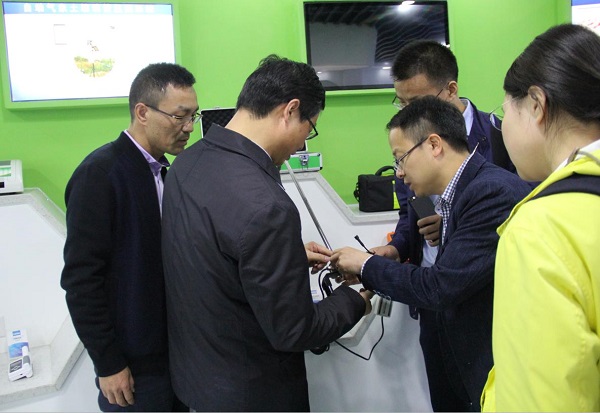 �����A�����������x���ν�B����Ӳ���aƷ 