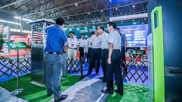 ����ʡ���f����ϯ�ĝ��W�R�������rչ�_